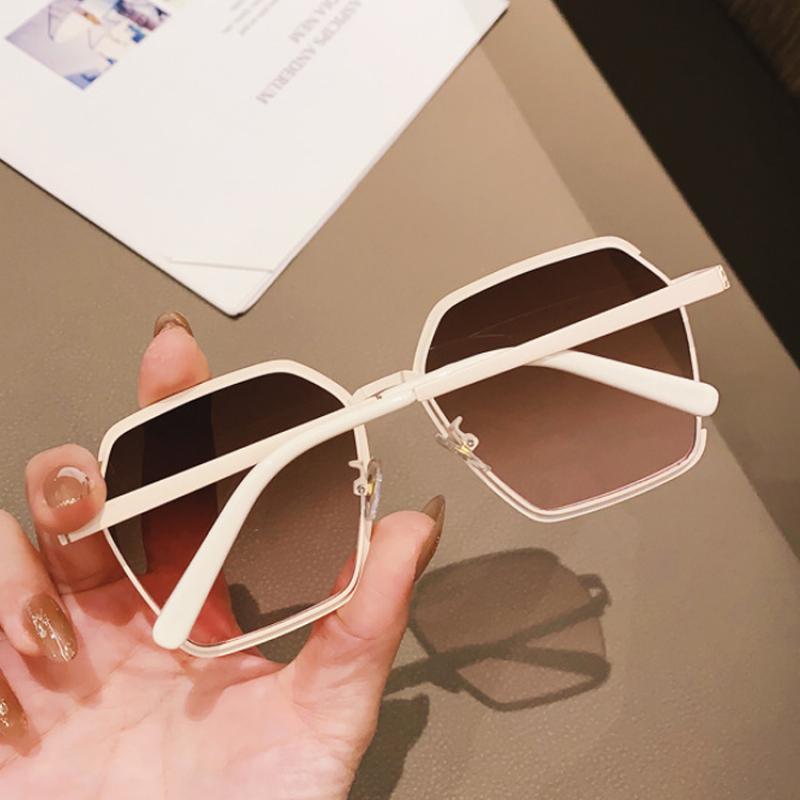 Uv400 Outdoor Oversize Metal Square Sunglasses for Women - Willy05Boutique