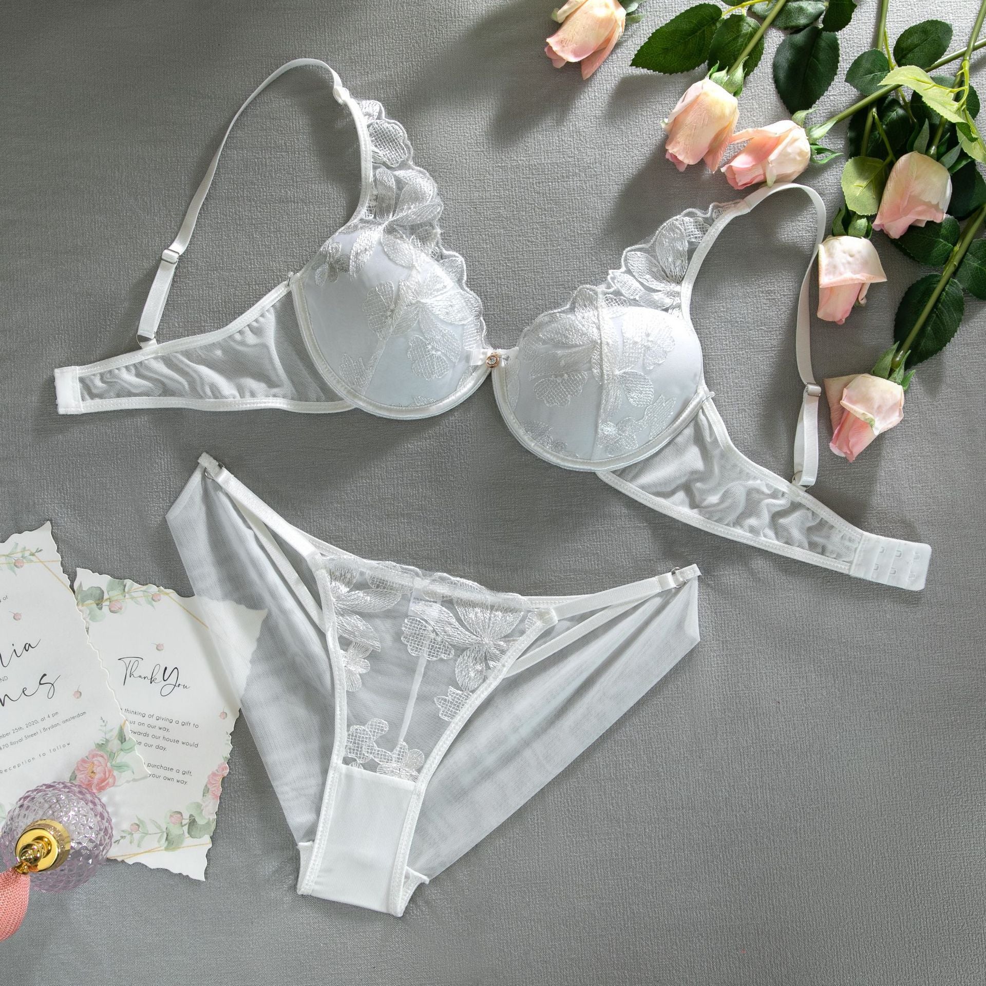 Hollow Out Embroidery with Bra Pad Set for Women - Willy05Boutique